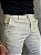 Calça Alfaiataria Sarja Acetinada Slim – Off White - Imagem 3
