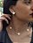 Conjunto trevos brancos - colar e brinco - banhado a ouro 18k - Imagem 2
