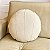 ALMOFADA REDONDA COMPLETA TECIDO BOUCLE COM REFIL COR BEGE CRU 43CM - Imagem 1