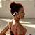 Fone de Condução Óssea Shokz OpenMove Rosa e Branco - Imagem 5