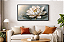 Quadro Flor de Lótus Branca com Detalhes Dourados – Arte Decorativa Elegante - Imagem 1