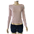 Blusa Divided H&M, SemiNova. Tricot Rosa Envelhecido, design elegante inclui mangas longas e um decote "V" nas costas com detalhes sofisticados. - Imagem 4