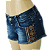 Short Jeans ROSA CHÁ, SemiNovo. Destroyed com Stretch Indigo e bolsos bordados em ponto cruz agregam charme extra. - Imagem 4