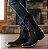 Bota Texana Cano Tradicional Couro Nobuck Preto Com Bordado Roxo - Imagem 1