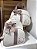 Kit Maternidade Bolsa Média, Mochilinha baby P e Necessarie Carol Sintético Offwhite com faixa rosé - Imagem 9