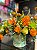 Box Flower Acqua P | Arranjo Exclusivo em Tons de Laranja e Verde - Imagem 3