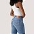 CALÇA LEVIS 501 JEANS MEDIO COM ELASTANO FEMININA - Imagem 2