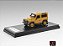 *** PRÉ-ORDER *** Land Rover Defender Works V8 70th Edition 1:64 LCD Models Amarelo QTD3 - Imagem 1