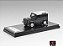 *** PRÉ-ORDER *** Land Rover Defender Works V8 70th Edition 1:64 LCD Models Verde QTD3 - Imagem 1