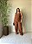 Conjunto Max Colete, C/ Recorte Princesa E Botões, Calça Pantalona, C/ Cós Atômico- Plus Size - Imagem 2
