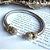 Bracelete Torcido Ponteira Cravejado - Imagem 1