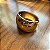 Bracelete Escultural Dourado: Luxo e Modernidade em uma Peça Única - Imagem 2
