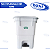 LIXEIRA QUADRADA C/ PEDAL 50 LT PLASVALE REF 1290 - Imagem 1