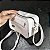 BOLSA HORIZONTAL - OFF WHITE - LOGO 3D - PREMIUN ALTA PERFORMANCE (VEGAN) - Imagem 3