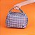 BOLSA TÉRMICA MINISO XADREZ CINZA E BRANCO TAMANHO 28 CM. - Imagem 3