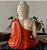 Escultura de Buda em Resina com Manto Laranja (30cm) - Imagem 4