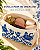 Necessaire Farm Ora Bolas M – Estampa Porcelain FARM - Imagem 2