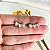 Brinco Ear Cuff corações cravejados - Imagem 2