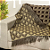 Manta Xale de Sofá e Cama Decorativa Rústica Franja Lisa Marrom e Bege 1,40 x 1,70 - Imagem 4