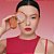 Paleta 3x1 Blush, Iluminador e Sombra Charme Vanessa Rozan by Tracta: Um Trio Irresistível para Belezas Multifacetadas - Imagem 4