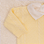 Saída de Maternidade Bebê Menino Tricot Amarelo Tranças 6 Peças - Imagem 4