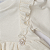 Vestido Bebê Batizado Off-White Meia Malha e Tricozinho Botão Flor - Imagem 3