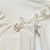 Vestido Bebê Batizado Off-White Meia Malha e Tricozinho Botão Flor - Imagem 2