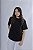 HERE I AMⓇ T-SHIRT BÁSICA PRETA PREMIUM UNISSEX - Imagem 3