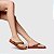 Rasteira Thong Carrano + A.mar Couro Marrom Gingerbread - Imagem 3