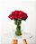 BUQUÊ ELEGANCE-ROSAS VERMELHAS NACIONAL TIPO EXPORTAÇÃO NO VASO DE VIDRO COM FOLHAGENS DE CANOA - Imagem 1