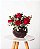 BUQUÊ ELEGANCE-ROSAS VERMELHAS E EUCALIPTO NO VASO DE VIDRO COM FOLHAGENS DE DRACENA - Imagem 1