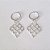 BRINCO FOLHEADO A PRATA COM 50 MILÉSIMOS + VERNIZ DIAMOND ARGOLA DE PRESSÃO VAZADO 17MM PRBR000665 - Imagem 1