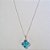 GARGANTILHA FOLHEADA A PRATA COM 50 MILÉSIMOS + VERNIZ DIAMOND 45CM CORRENTE VENEZIANA TREVO AZUL VIDRO 10MM PRGG000962 - Imagem 1