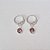 BRINCO FOLHEADO A PRATA COM 50 MILÉSIMOS + VERNIZ DIAMOND ARGOLA DE PRESSÃO PEDRA CRISTAL ROSÉ REDONDA 6MM PRBR000777 - Imagem 1