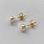 BRINCO FOLHEADO A OURO - BANHADO COM 5 MILÉSIMOS + VERNIZ DIAMOND - BRINCO DE PINO PÉROLA 5MM (OURO087) OUBR000142 - Imagem 2