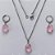 CONJUNTO EM AÇO INOXIDÁVEL - (AÇO03) CONJUNTO COM CORRENTE 50CM E BRINCOS ARGOLAS DE PRESSÃO COM PINGENTES EM RESINA ROSA 10X14MM - COMPOSIÇÃO: AÇO INOXIDÁVEL - (AÇO1649)ACCJ000050 - Imagem 1