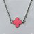 GARGANTILHA EM AÇO INOXIDÁVEL -  GARGANTILHA COM CORRENTE 45CM E PINGENTE TREVO ROSA 12MM - COMPOSIÇÃO: AÇO INOXIDÁVEL - (AÇO1936) ACGG000385 - Imagem 2