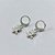 BRINCO FOLHEADA A PRATA COM 50 MILÉSIMOS + VERNIZ DIAMOND - BRINCO ARGOLA DE PRESSÃO COM PINGENTE CORUJA 9MM PRBR001209 - Imagem 2