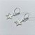 BRINCO FOLHEADA A PRATA COM 50 MILÉSIMOS + VERNIZ DIAMOND - BRINCOS DE ARGOLA DE PRESSÃO COM PINGENTE ESTRELA DESENHADA 13MM PRBR001259 - Imagem 2