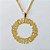 GARGANTILHA FOLHEADA A OURO - BANHADO COM 5 MILÉSIMOS + VERNIZ DIAMOND - CORRENTE 3x1 45CM E PINGENTE MANDALA FÉ E DEUS 42MM - FECHO REDONDO (OURO432) OUGG000149 - Imagem 2