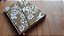 Caderno Floral Dourado - Fecho com Imã - Imagem 3