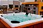 DECK EM MADEIRA P/ BANHEIRA SPA SPACE SPACRIL COM ESCADA - Imagem 2