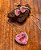 CONJUNTO DOURADO COLAR E BRINCOS CORAÇÃO ROSA CRAVEJADO - Imagem 1