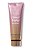 Creme Hidratante corporal  Victoria's Secret velvet petals shimmer 236ml - Imagem 1