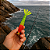 Kit 5 Iscas Artificiais de Pesca Camarão 8cm Kamikaze Cor Verde e Vermelho - Imagem 4
