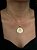 Colar Medalha Redonda Personalizada (25mm) Banhada A Ouro 18k COR015-PINP003 - Imagem 1