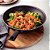 Wok Tramontina Loreto em Alumínio com Revestimento Interno e Externo Antiaderente Starflon Max Grafitte 28 cm 3,6 L - Imagem 4
