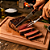 Kit Churrasco 3 Peças Faca Garfo Inox E Tábua Madeira Para Churrasco Essence - Imagem 2