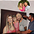 A SUA ENCOMENDA DE RETRATO, PINTURA EM TELA, COM 3 PESSOA NO QUADRO, TAMANHO 70/100 cm. - Imagem 1