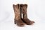 Bota Masculina Goyazes Couro Exótico de Jacaré/ Solado Couro/ Bico Quadrado/ Cano Médio/ Cor Jacaré Tabaco Dallas Tabaco - Imagem 5